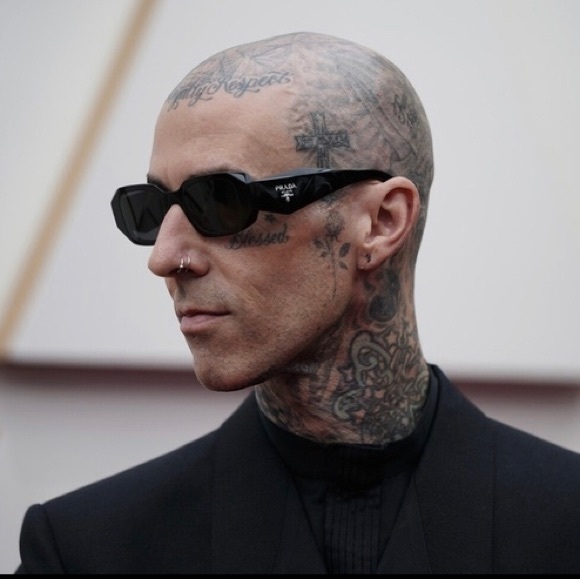 100%- Authentic- 💯- New - PRADA Sexy Men SPR 17W Black Sunglasses - Picture 4 of 13